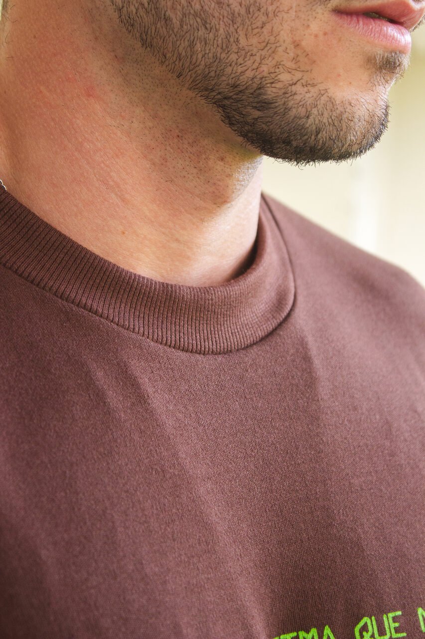 05 camiseta oversized esperanca ultima que morre