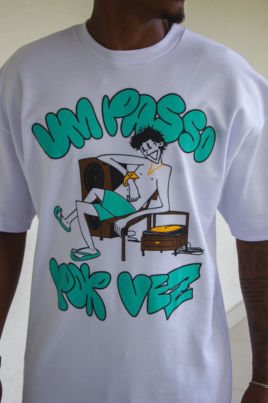 09 camiseta oversized um passo de cada vez