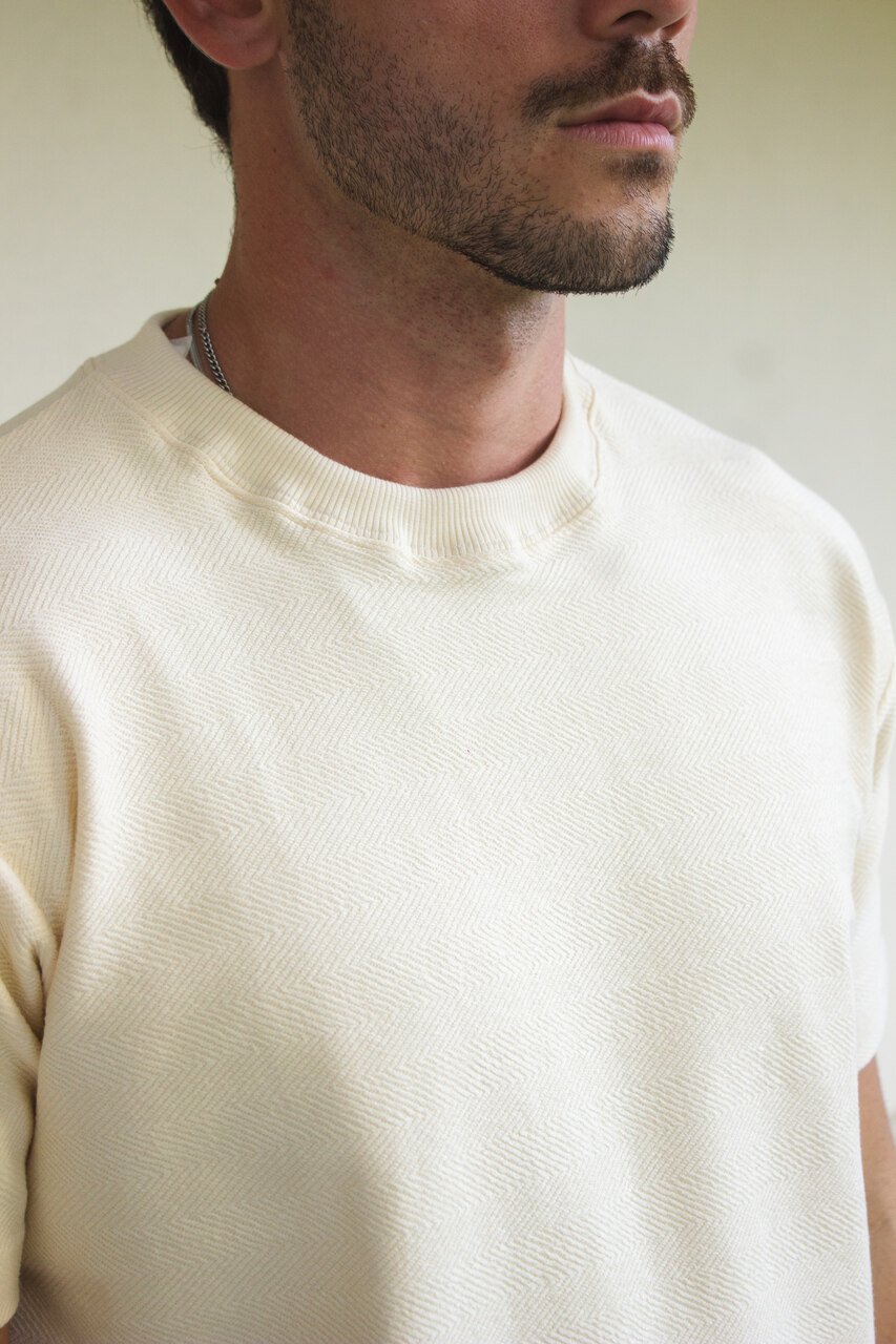 18 camiseta texturizada