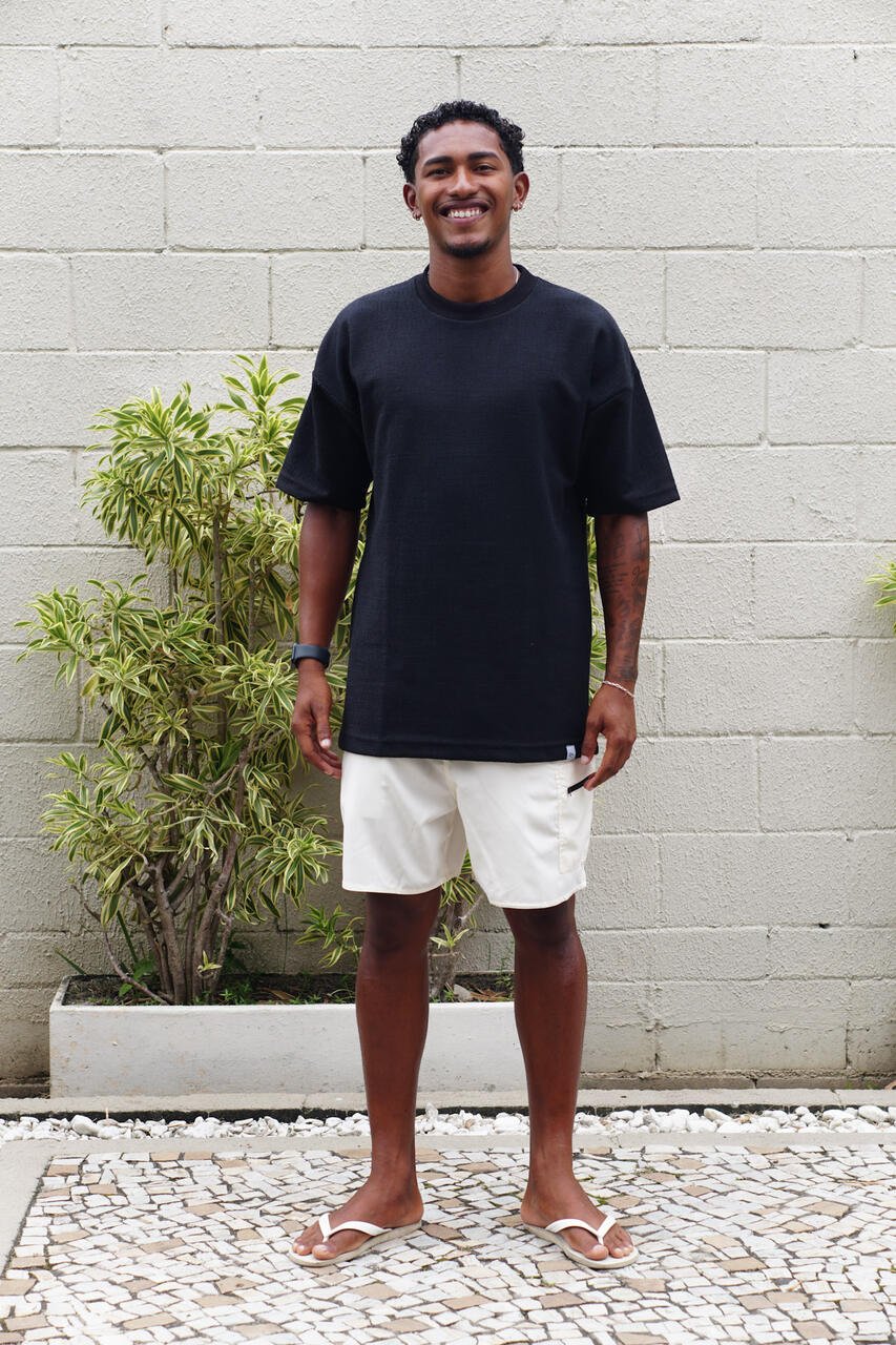 04 camiseta oversized eclipse