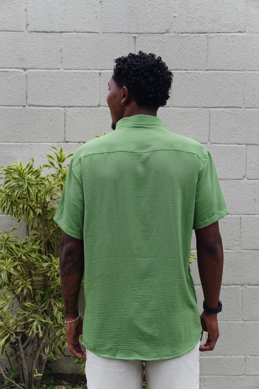 02 camisa de botao gola padre areia do vento